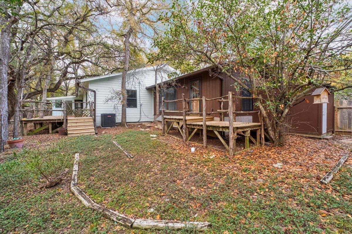 12501 Shady Acres Dr, Buda, TX 78610