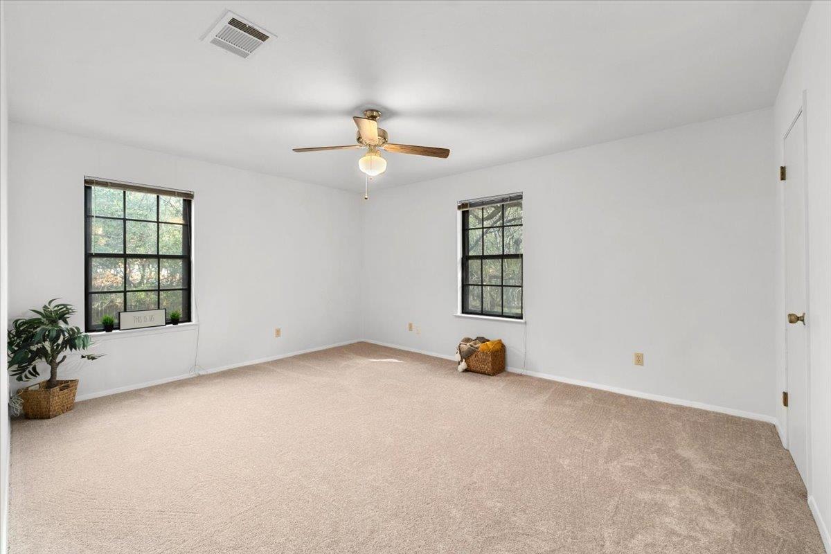 12501 Shady Acres Dr, Buda, TX 78610