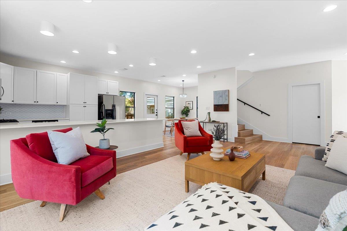 2022 E 2nd St, Austin, TX 78702