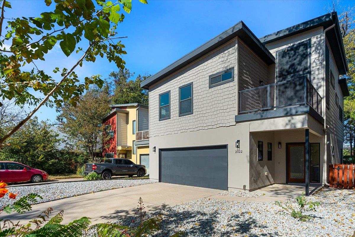 2022 E 2nd St, Austin, TX 78702