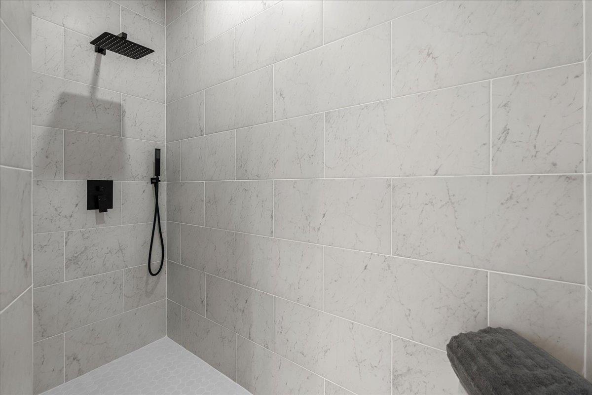 2022 E 2nd St, Austin, TX 78702