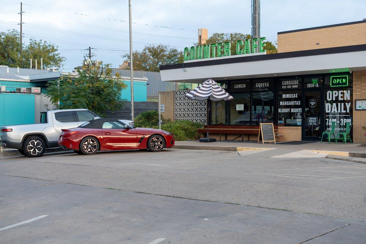 2022 E 2nd St, Austin, TX 78702