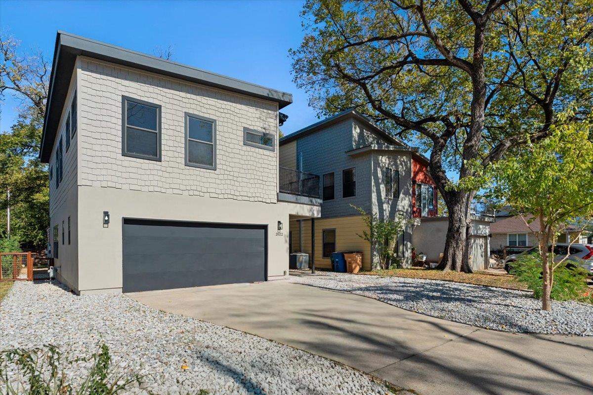 2022 E 2nd St, Austin, TX 78702