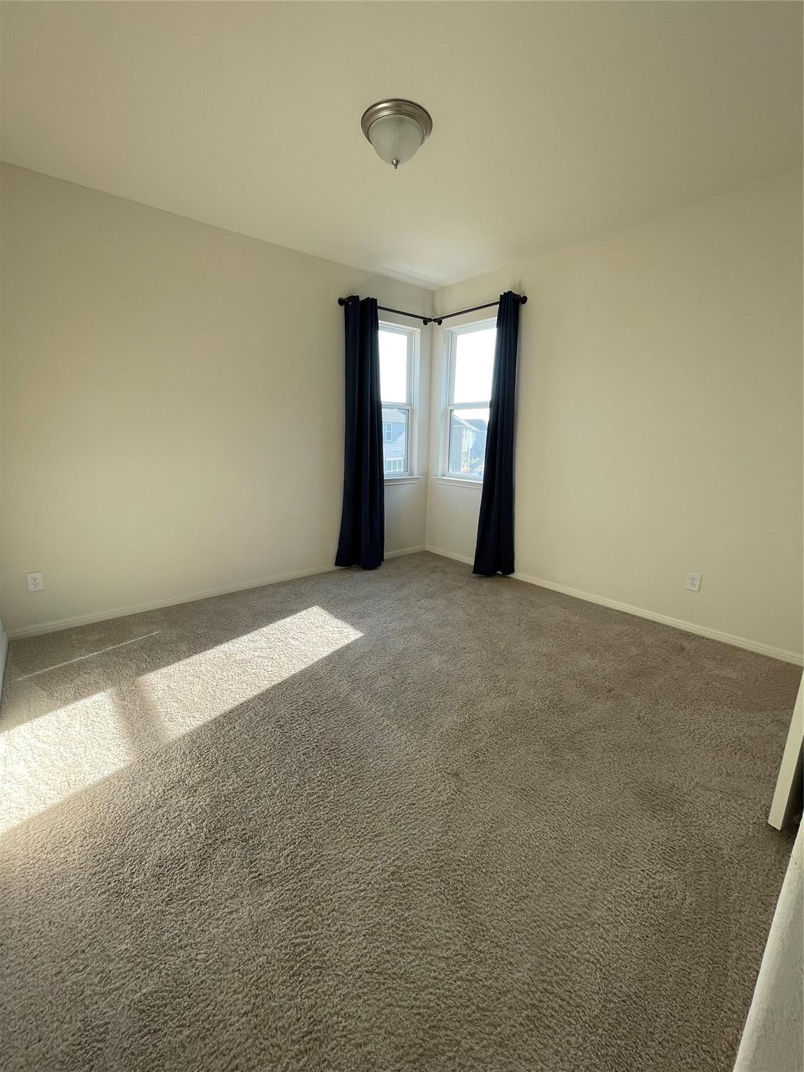 142 Simon, Kyle, TX 78640