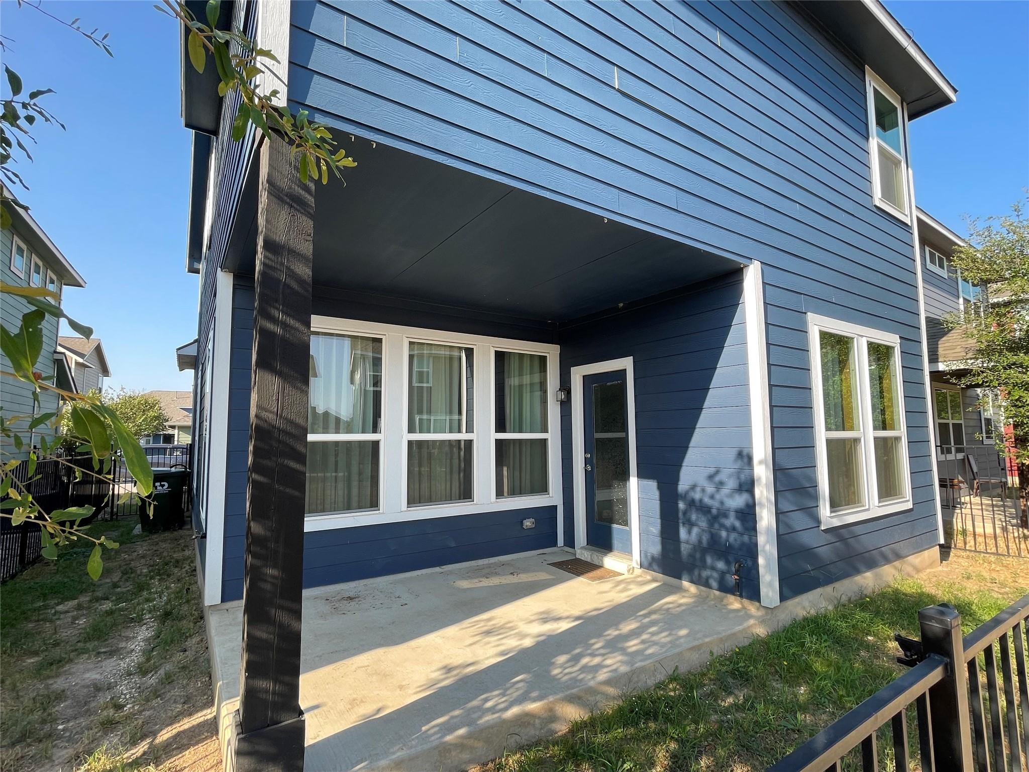 142 Simon, Kyle, TX 78640