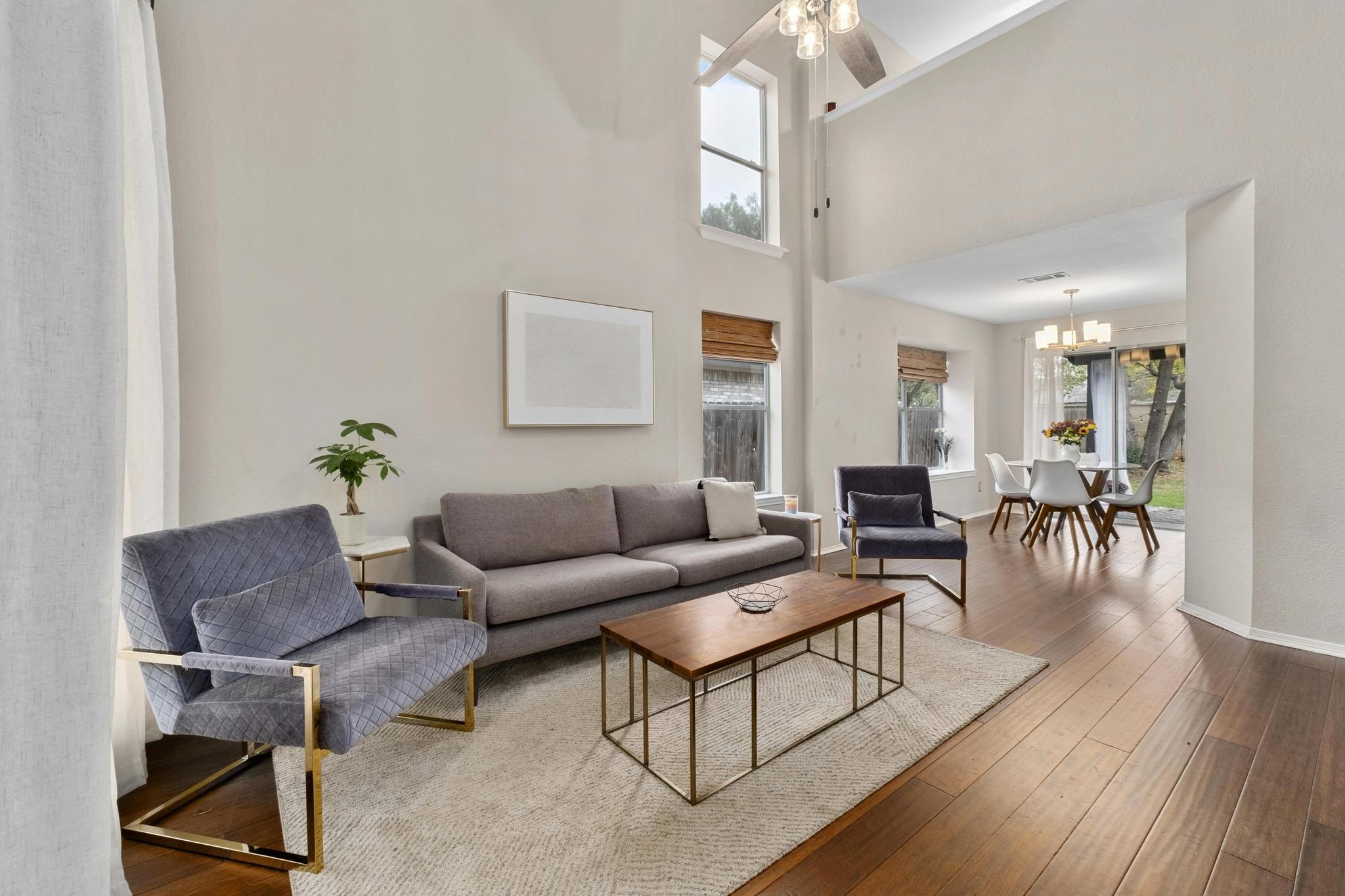 9325 Linkmeadow Dr, Austin, TX 78748