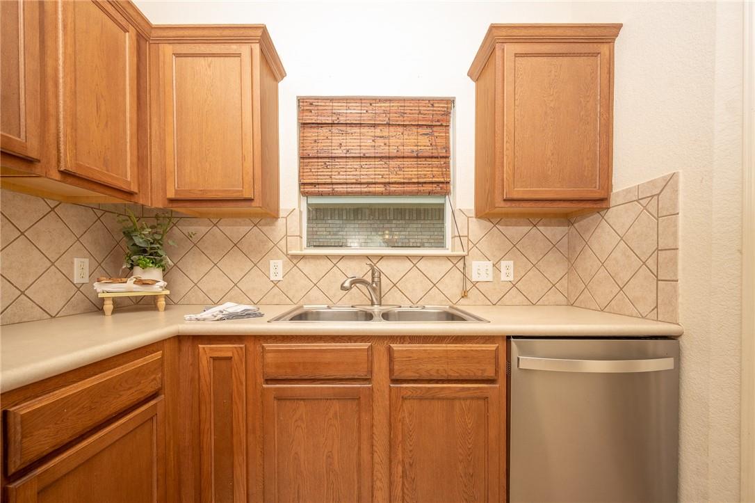 1707 Big Bend Dr, Cedar Park, TX 78613