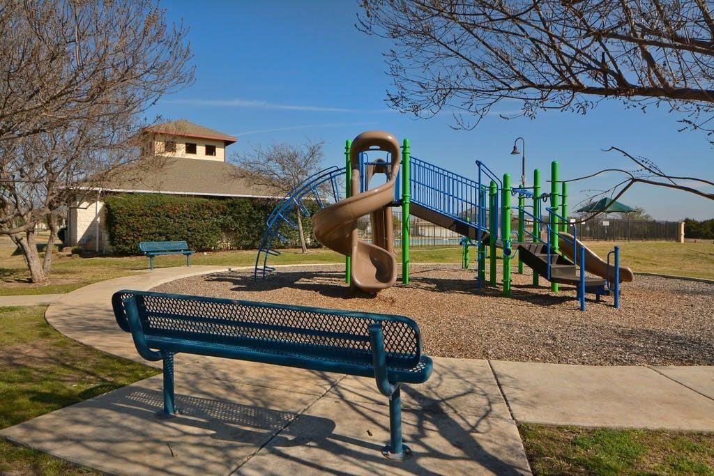 1707 Big Bend Dr, Cedar Park, TX 78613