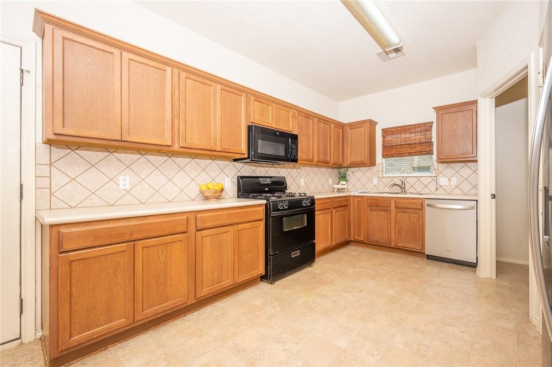 1707 Big Bend Dr, Cedar Park, TX 78613