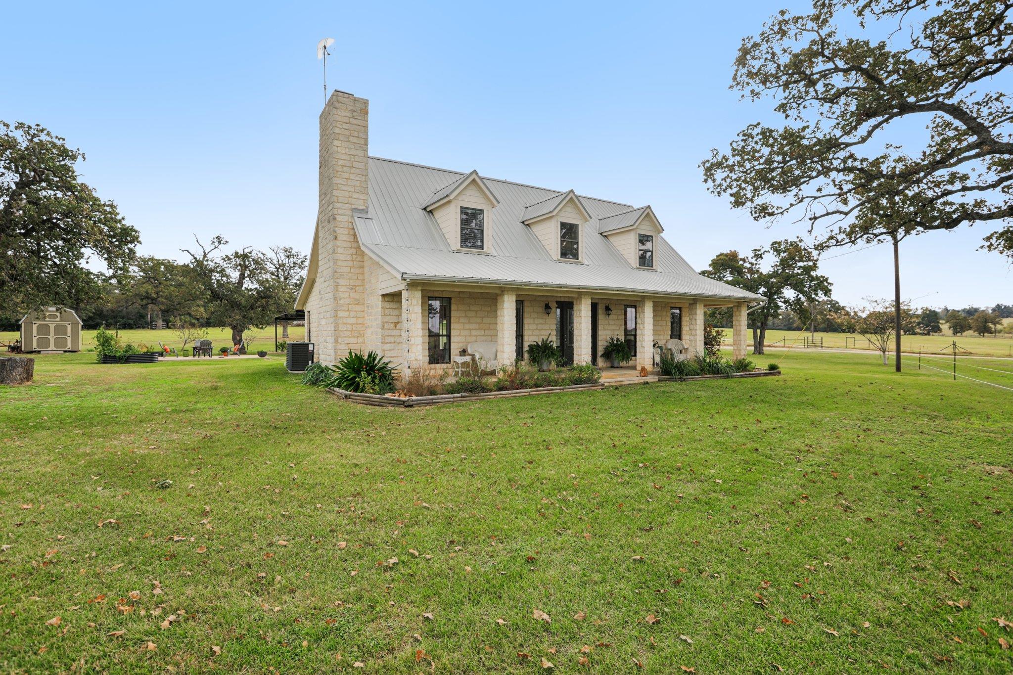 2160 County Road 305, Rockdale, TX 76567