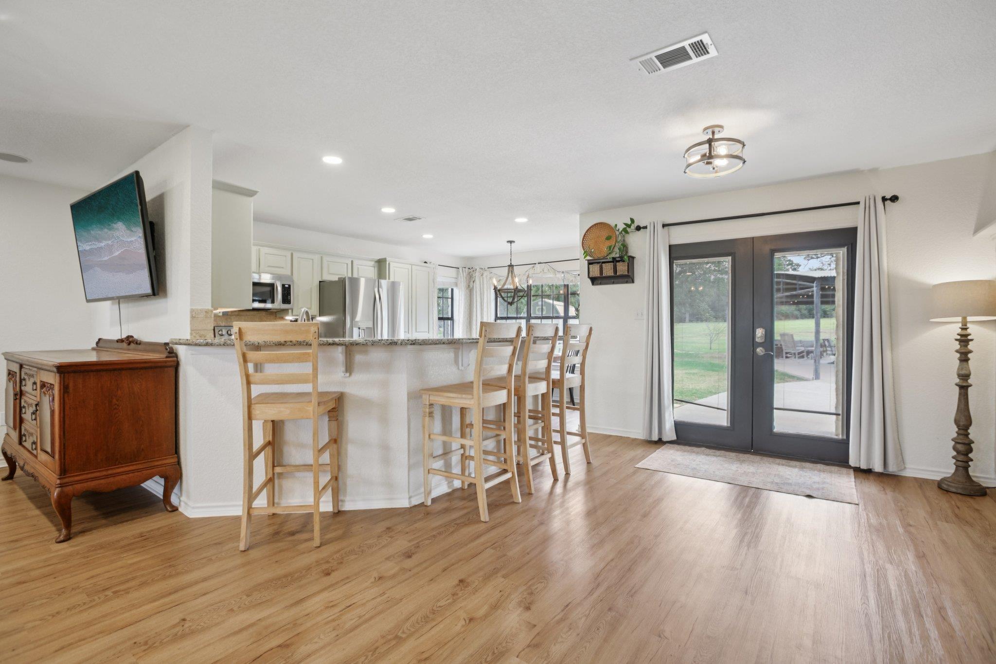 2160 County Road 305, Rockdale, TX 76567