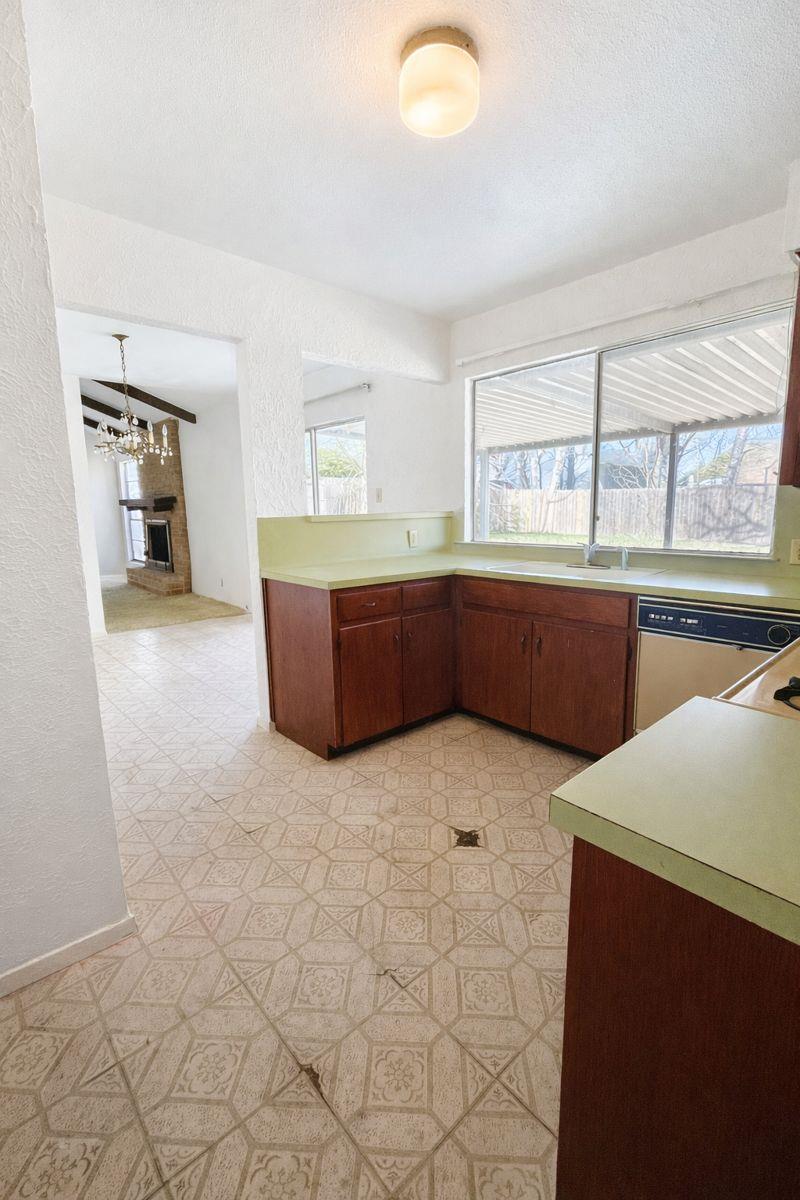 5804 Whitebrook Dr, Austin, TX 78724