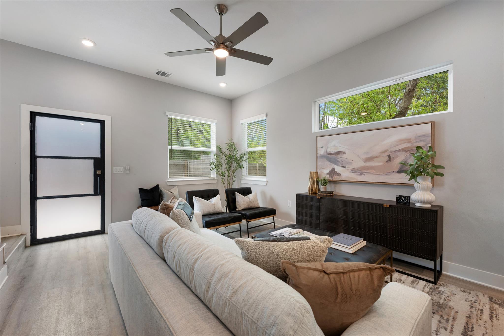 1104 Begonia Ter # 2, Austin, TX 78741