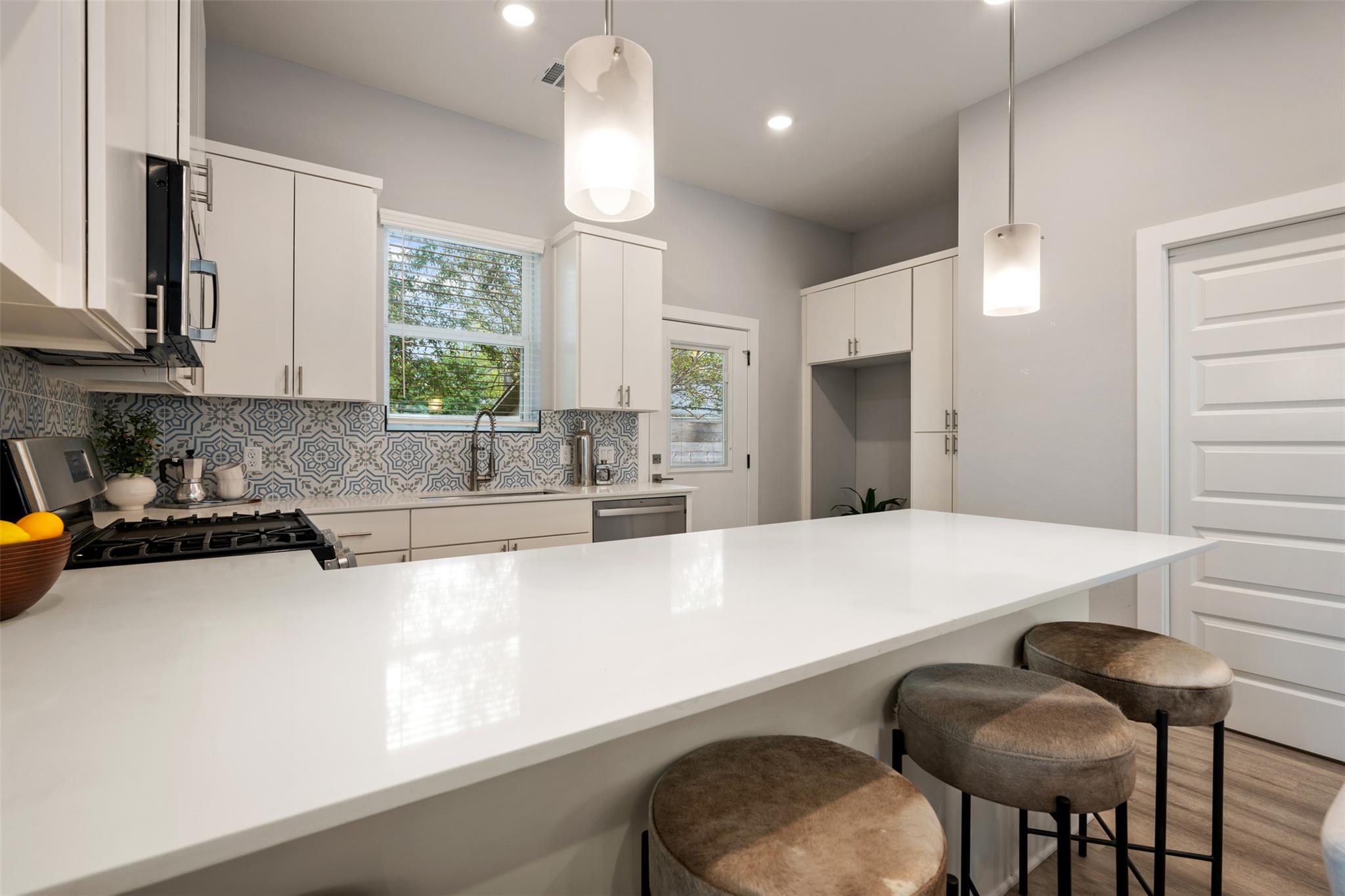 1104 Begonia Ter # 2, Austin, TX 78741