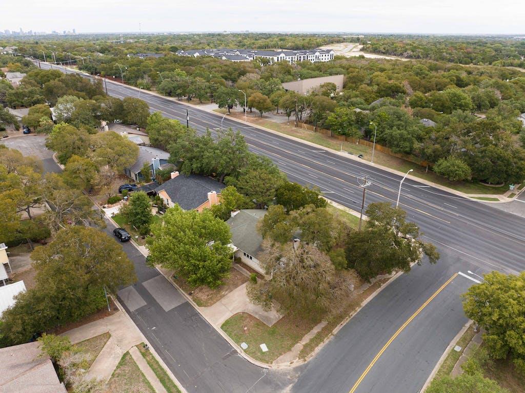 8105 Dowling Cv, Austin, TX 78745