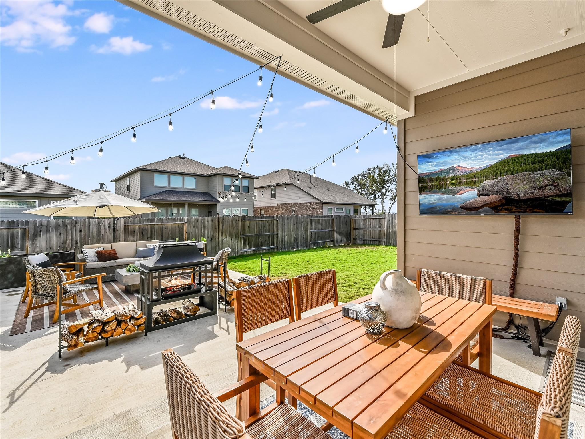 2912 Mindel St, New Braunfels, TX 78130