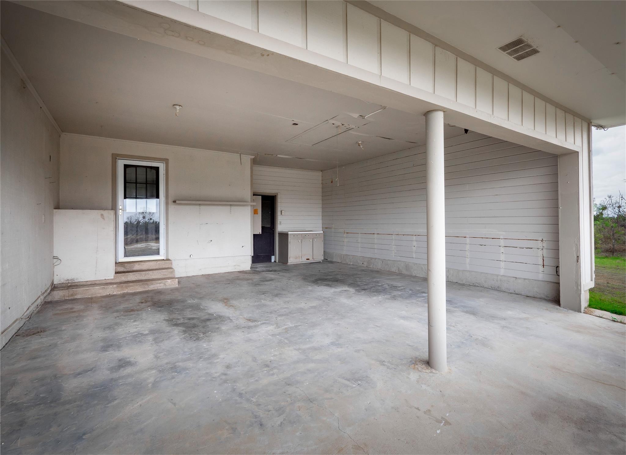 1350 County Road 414, Jonesboro, TX 76538