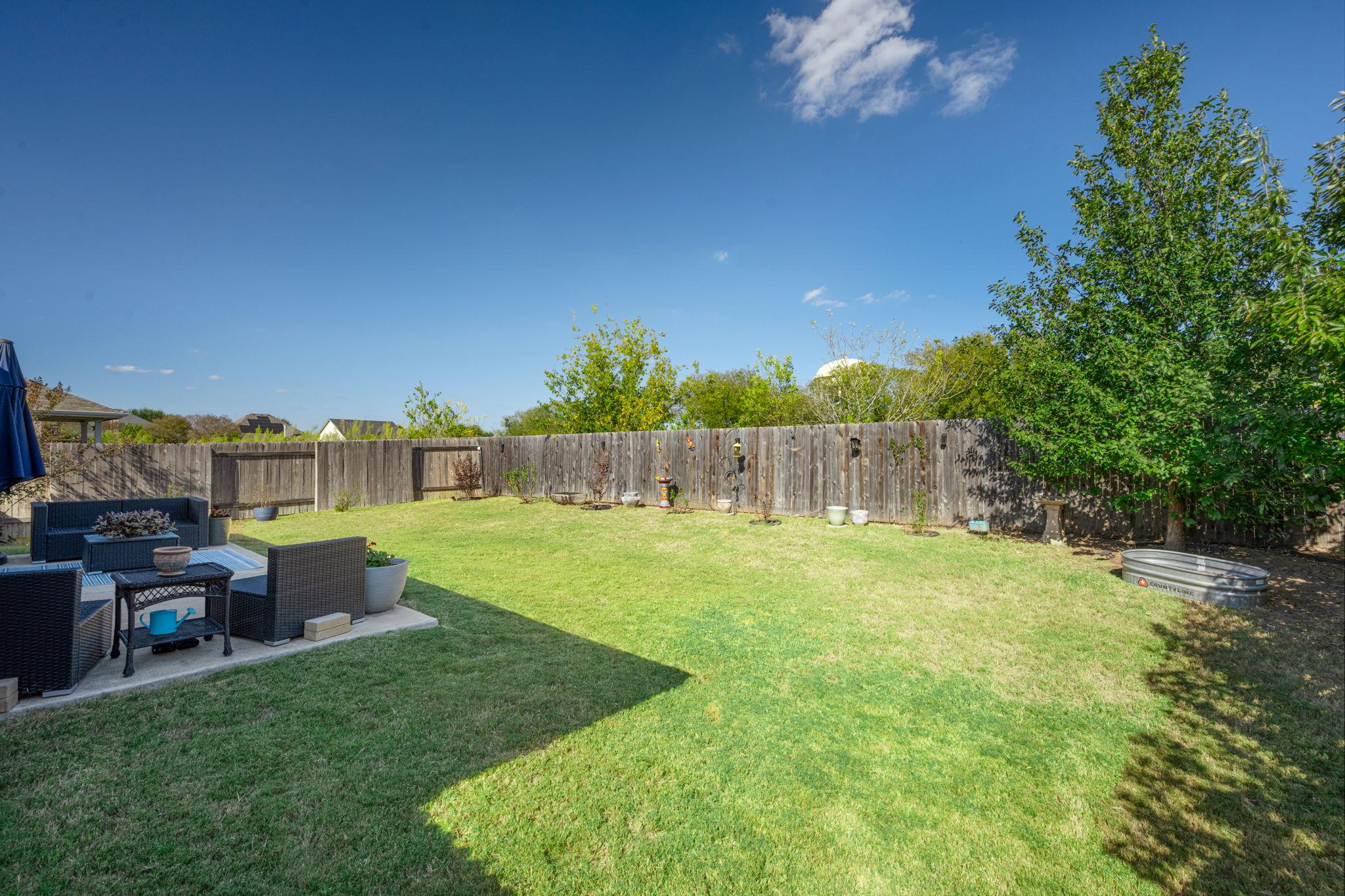 125 Night Sky Dr, Kyle, TX 78640