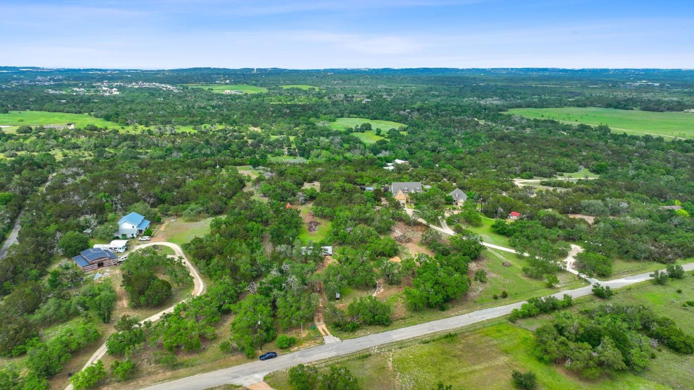 385 Country Ln, Dripping Springs, TX 78620