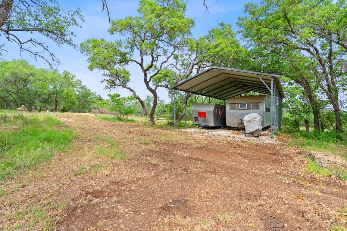 385 Country Ln, Dripping Springs, TX 78620