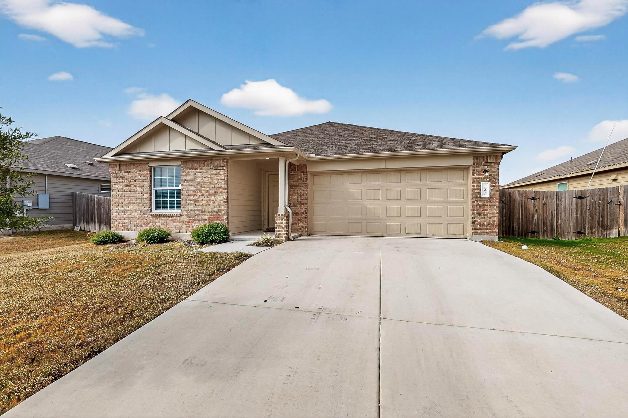 107 Bear Oak St, Hutto, TX 78634