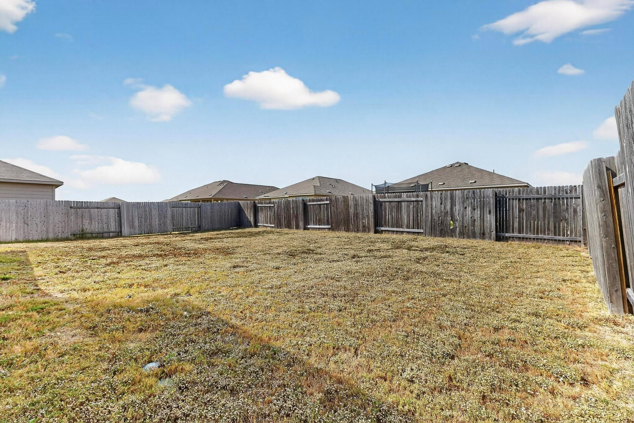 107 Bear Oak St, Hutto, TX 78634