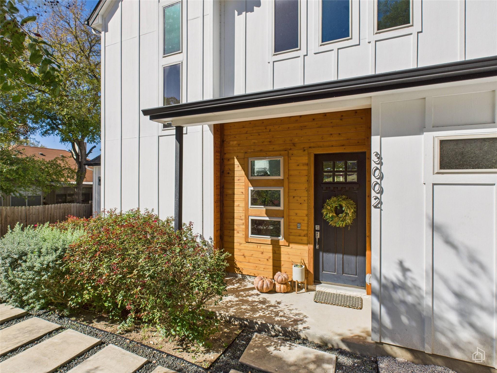 3002 Sunridge Dr, Austin, TX 78741