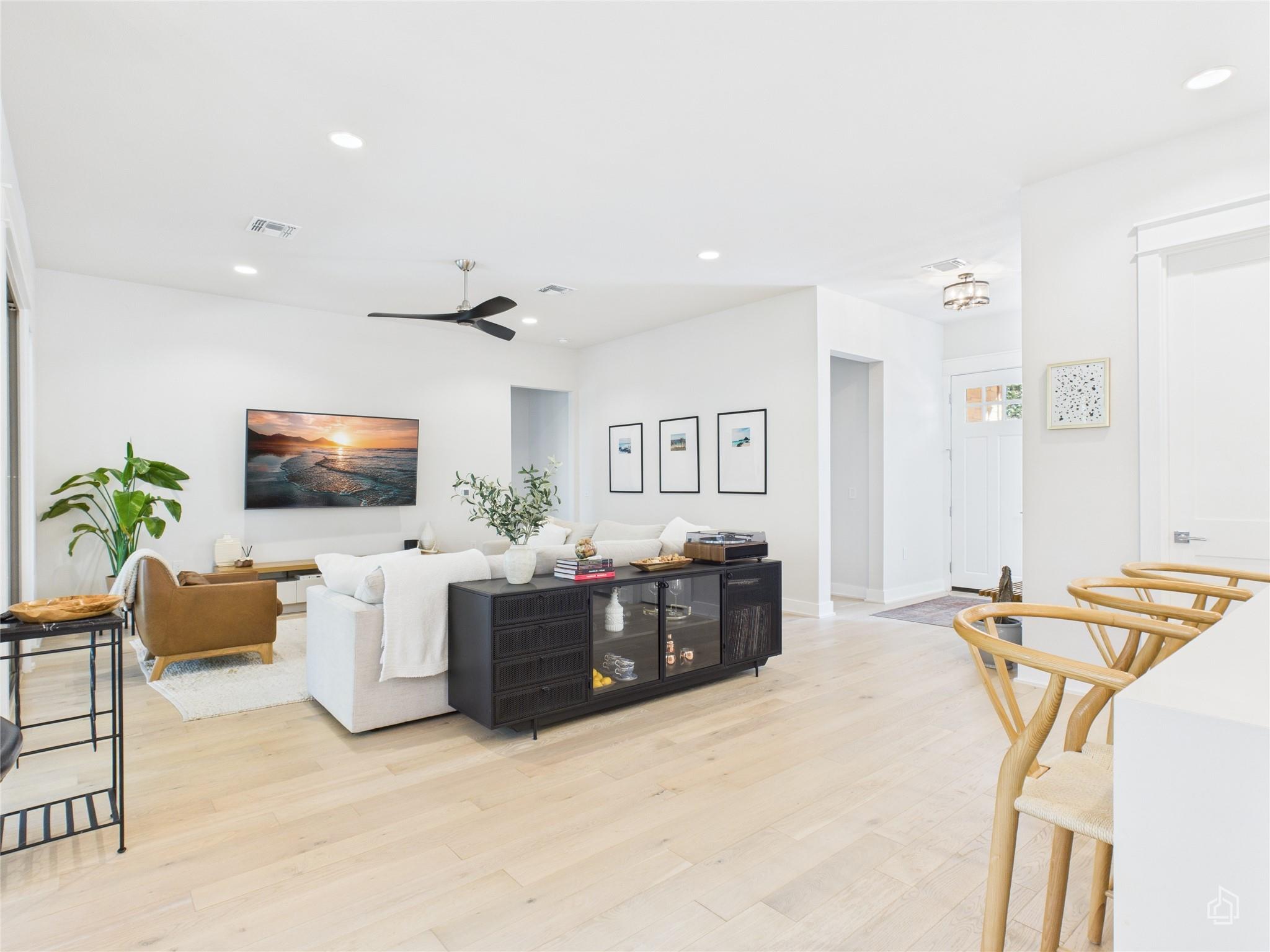 3002 Sunridge Dr, Austin, TX 78741