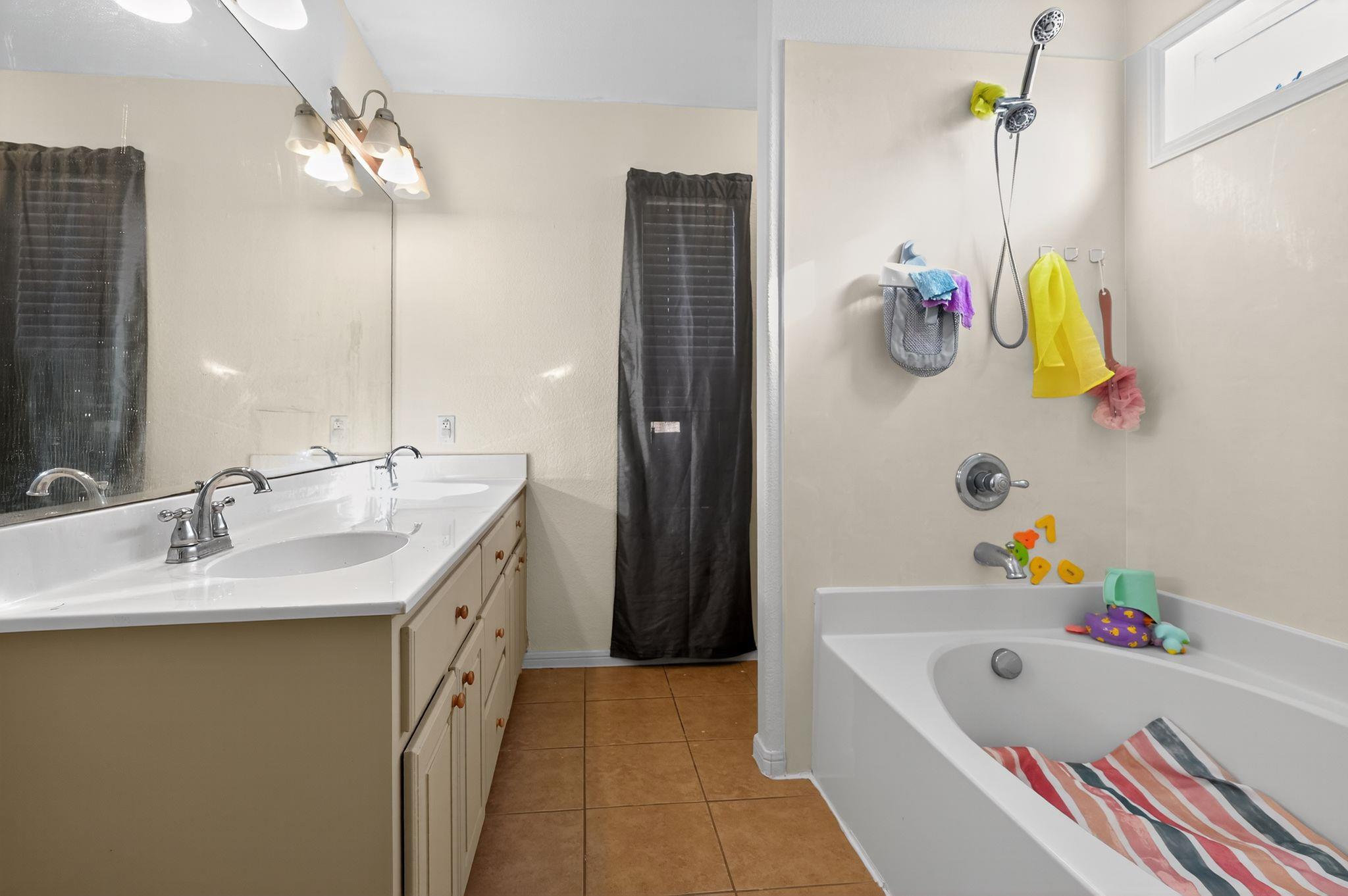 2810 Alamocitos Creek Dr, Killeen, TX 76549