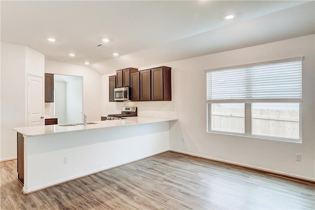 5808 San Savino Dr, Round Rock, TX 78665