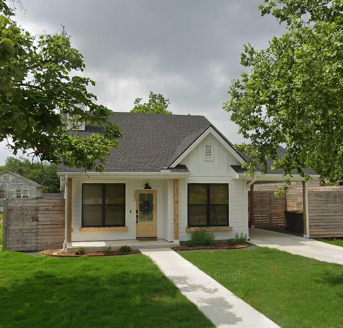 303 W Austin St, Kyle, TX 78640