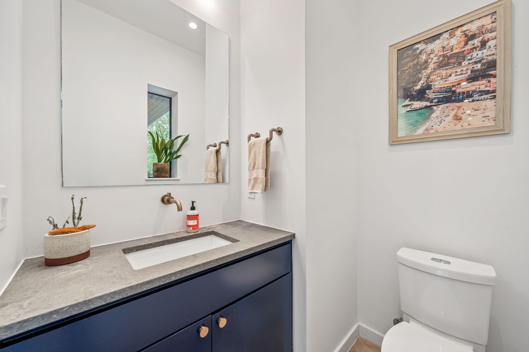 2509 Durwood St # A, Austin, TX 78704