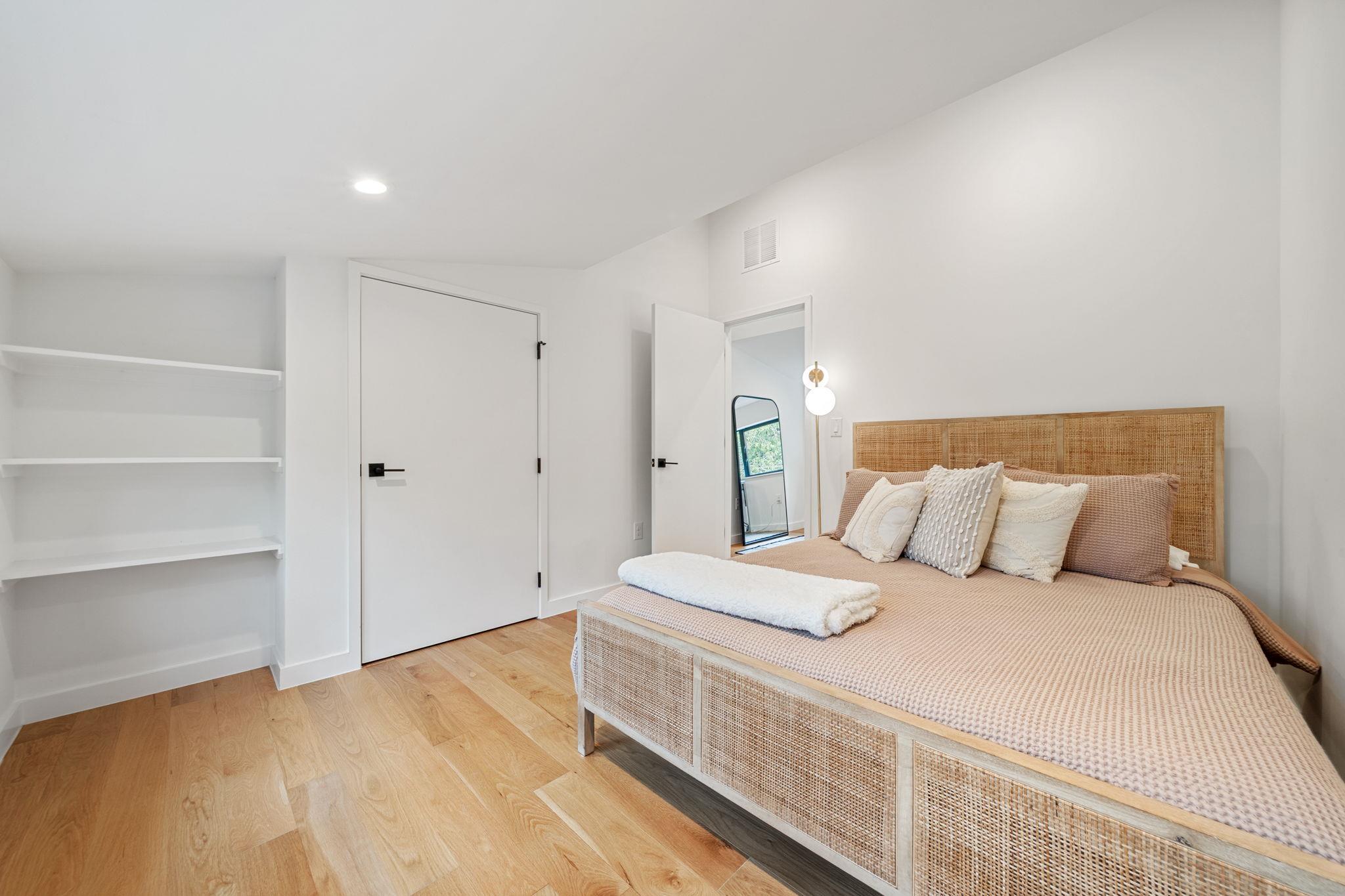 2509 Durwood St # A, Austin, TX 78704