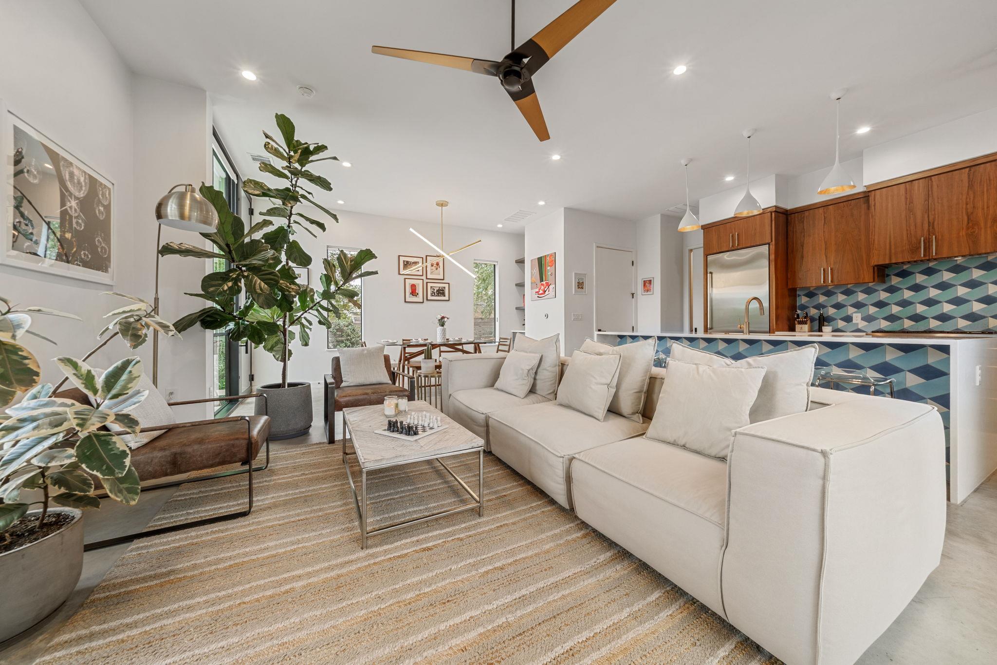 2509 Durwood St # A, Austin, TX 78704