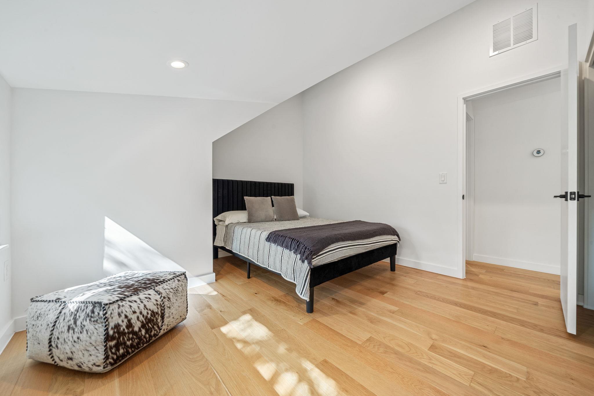 2509 Durwood St # A, Austin, TX 78704