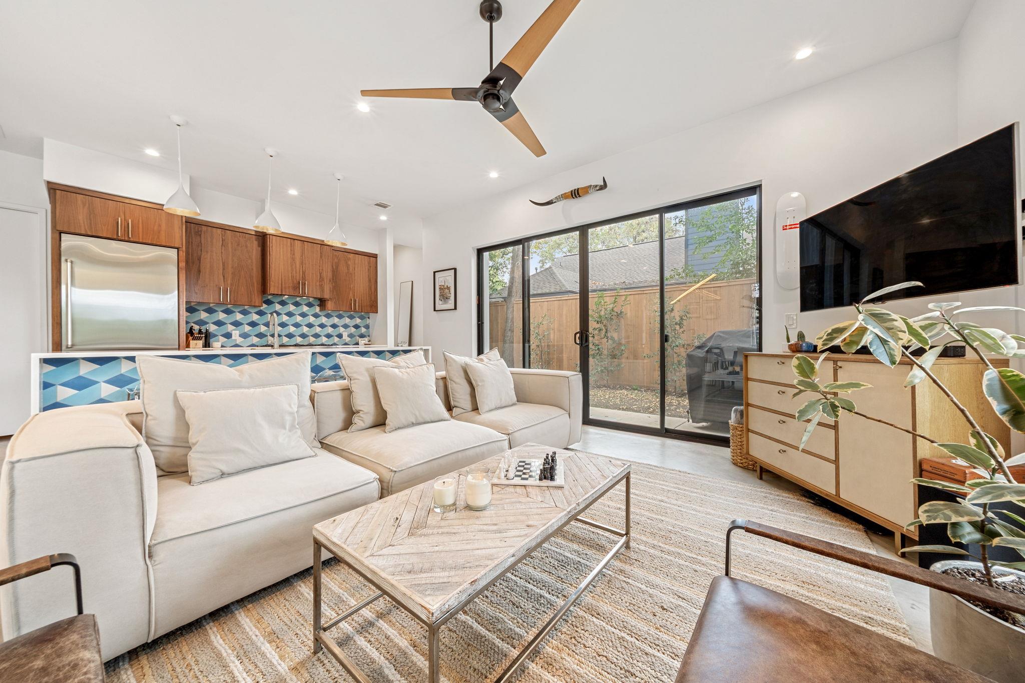 2509 Durwood St # A, Austin, TX 78704