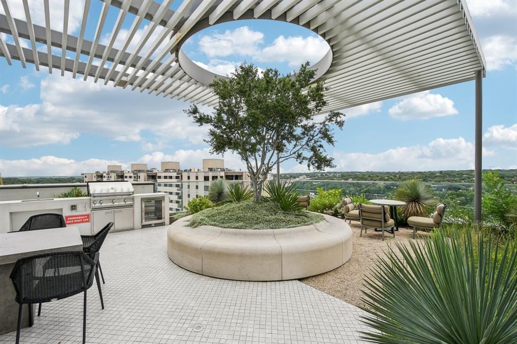 44 East Ave # 2304, Austin, TX 78701