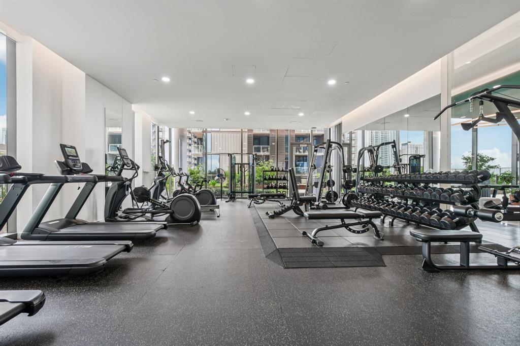 44 East Ave # 2304, Austin, TX 78701