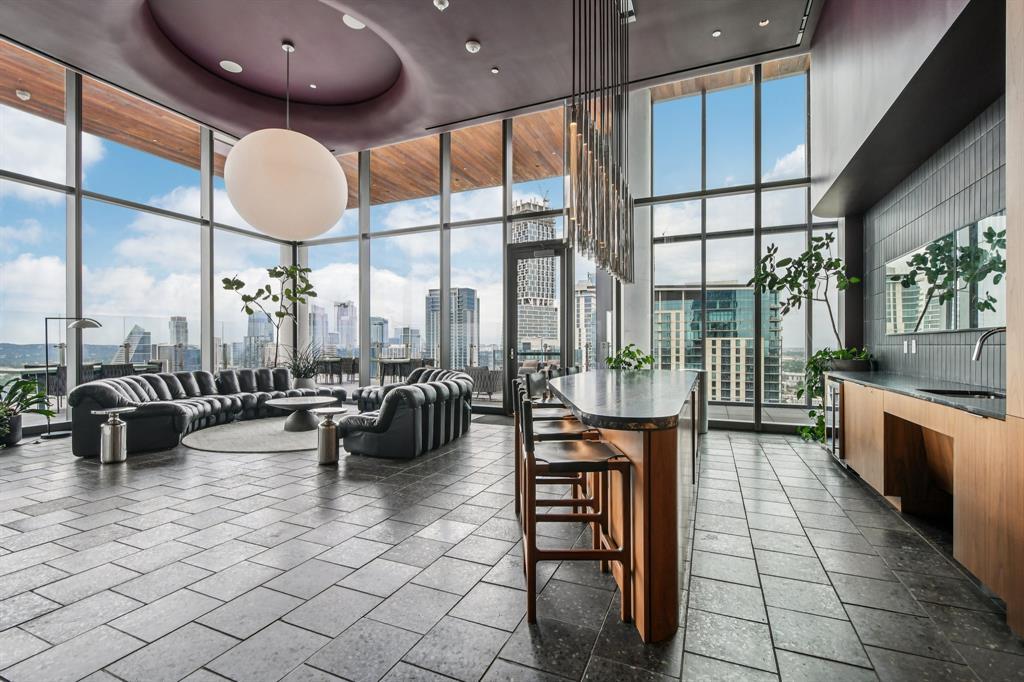 44 East Ave # 2304, Austin, TX 78701