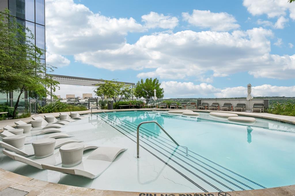 44 East Ave # 2304, Austin, TX 78701