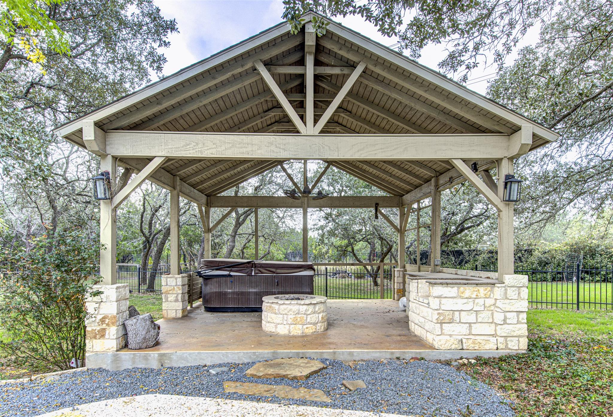 5701 Laguna Cliff Ln, Austin, TX 78734
