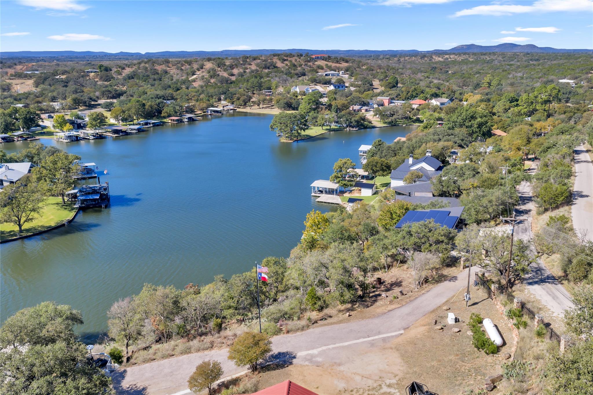 150 Skyline Dr, Sunrise Beach, TX 78643