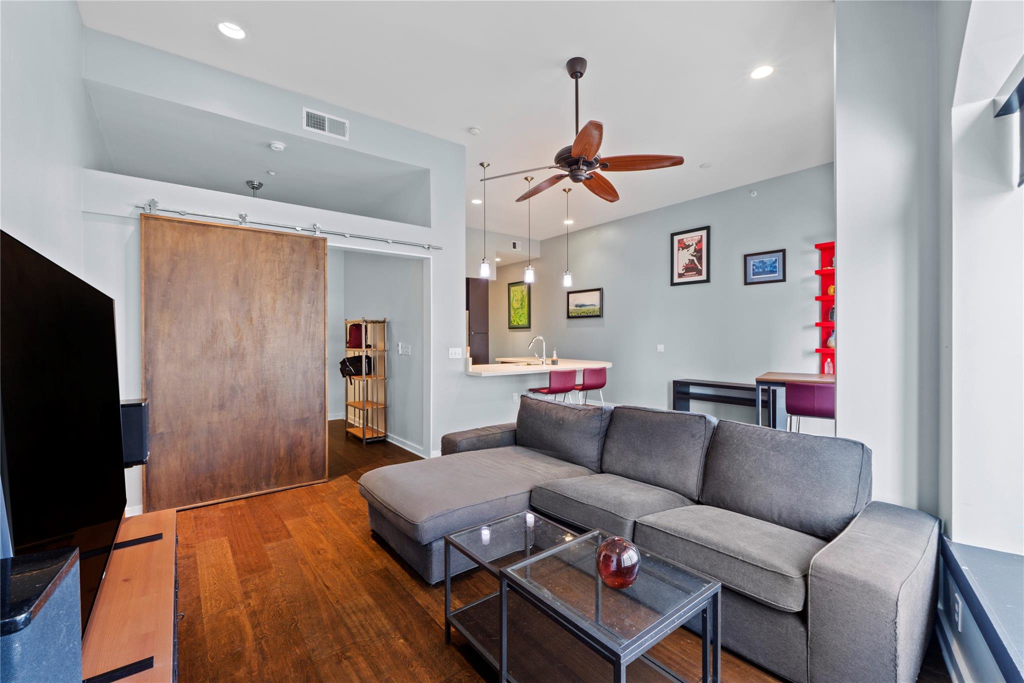 507 Sabine St # 509, Austin, TX 78701