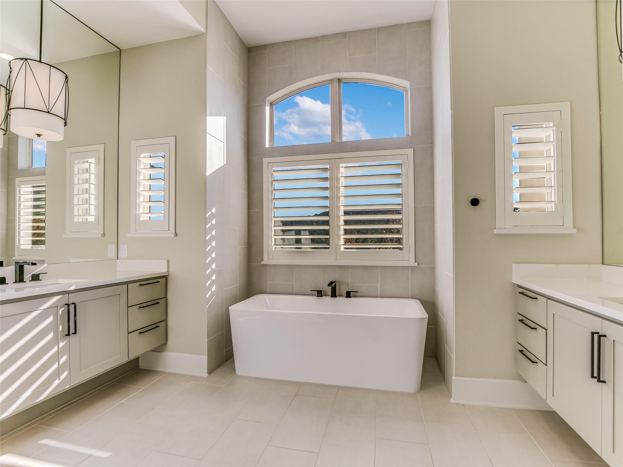 204 Colca Cv, Austin, TX 78738