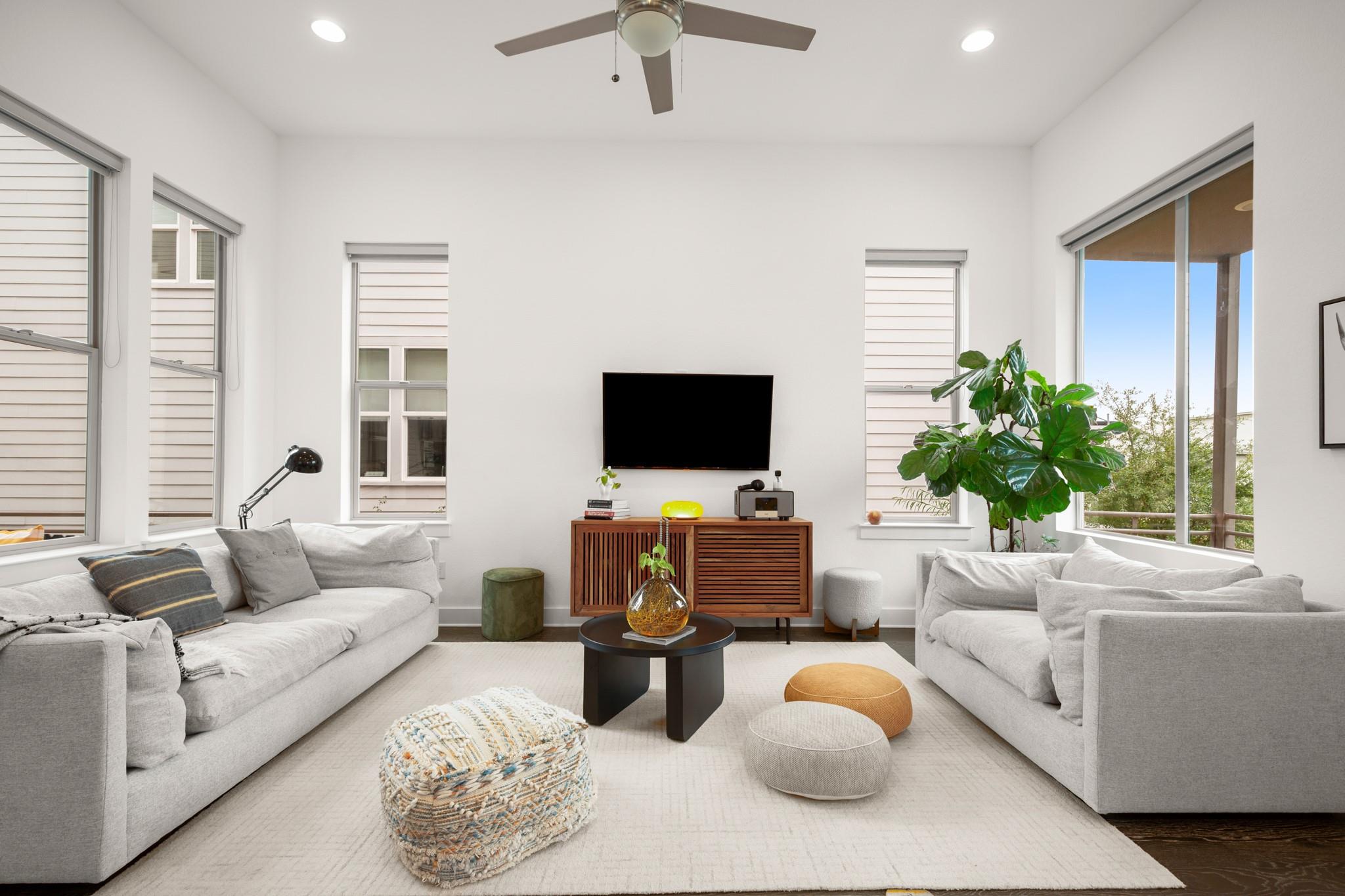 6013 Florencia Ln, Austin, TX 78724