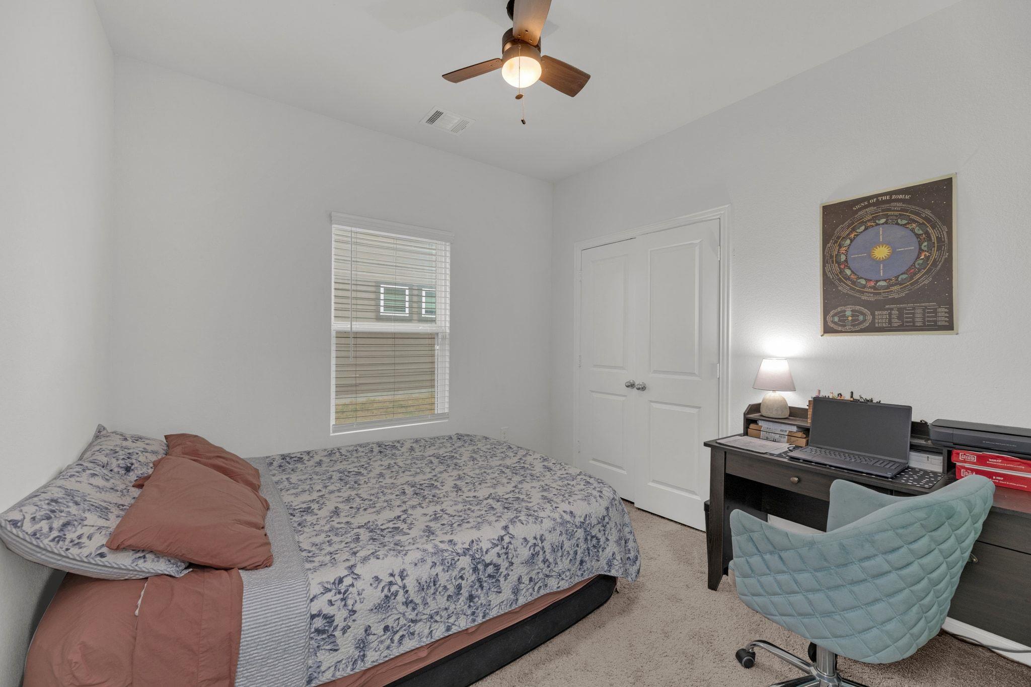 218 Oldbridge Dr, Hutto, TX 78634