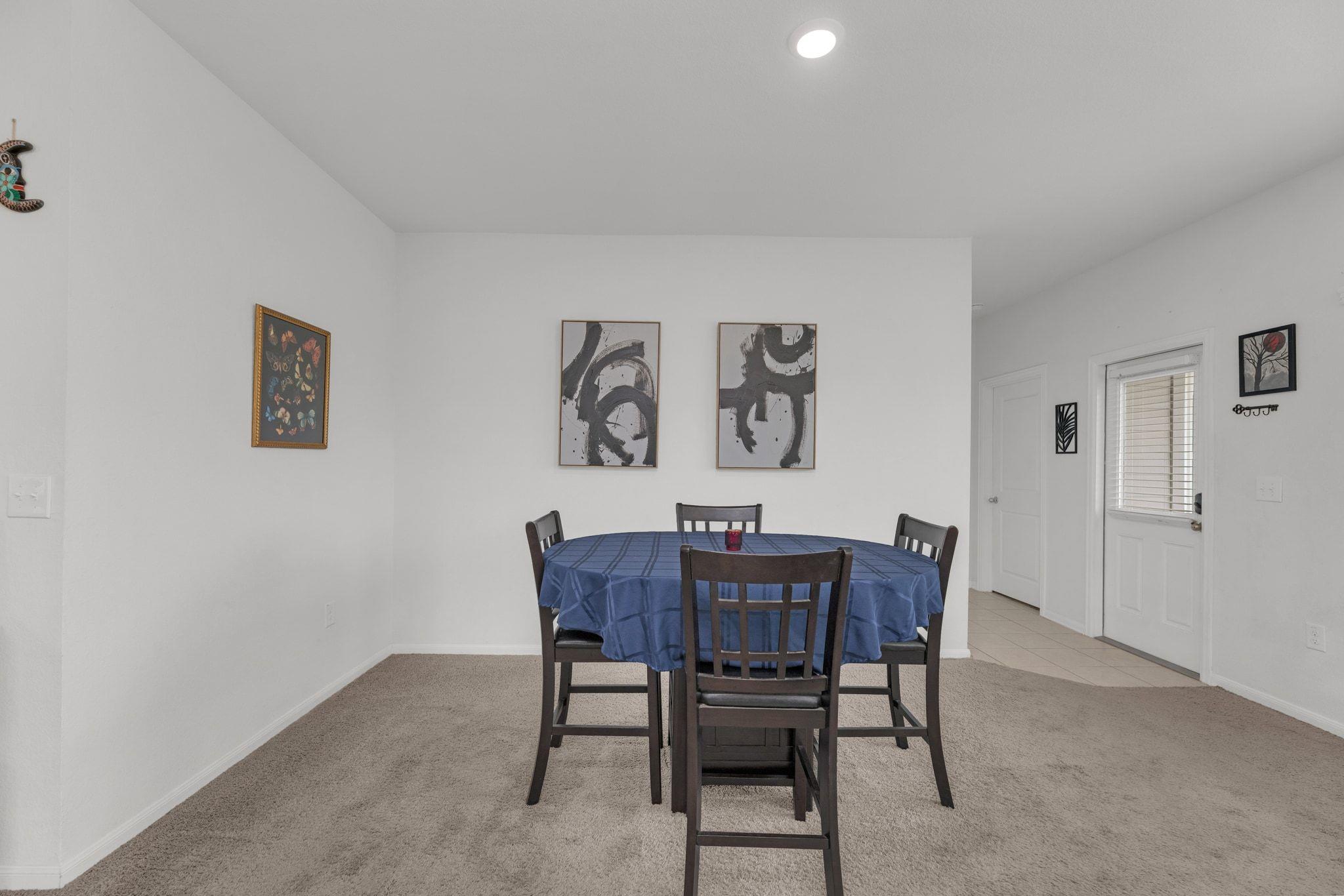 218 Oldbridge Dr, Hutto, TX 78634