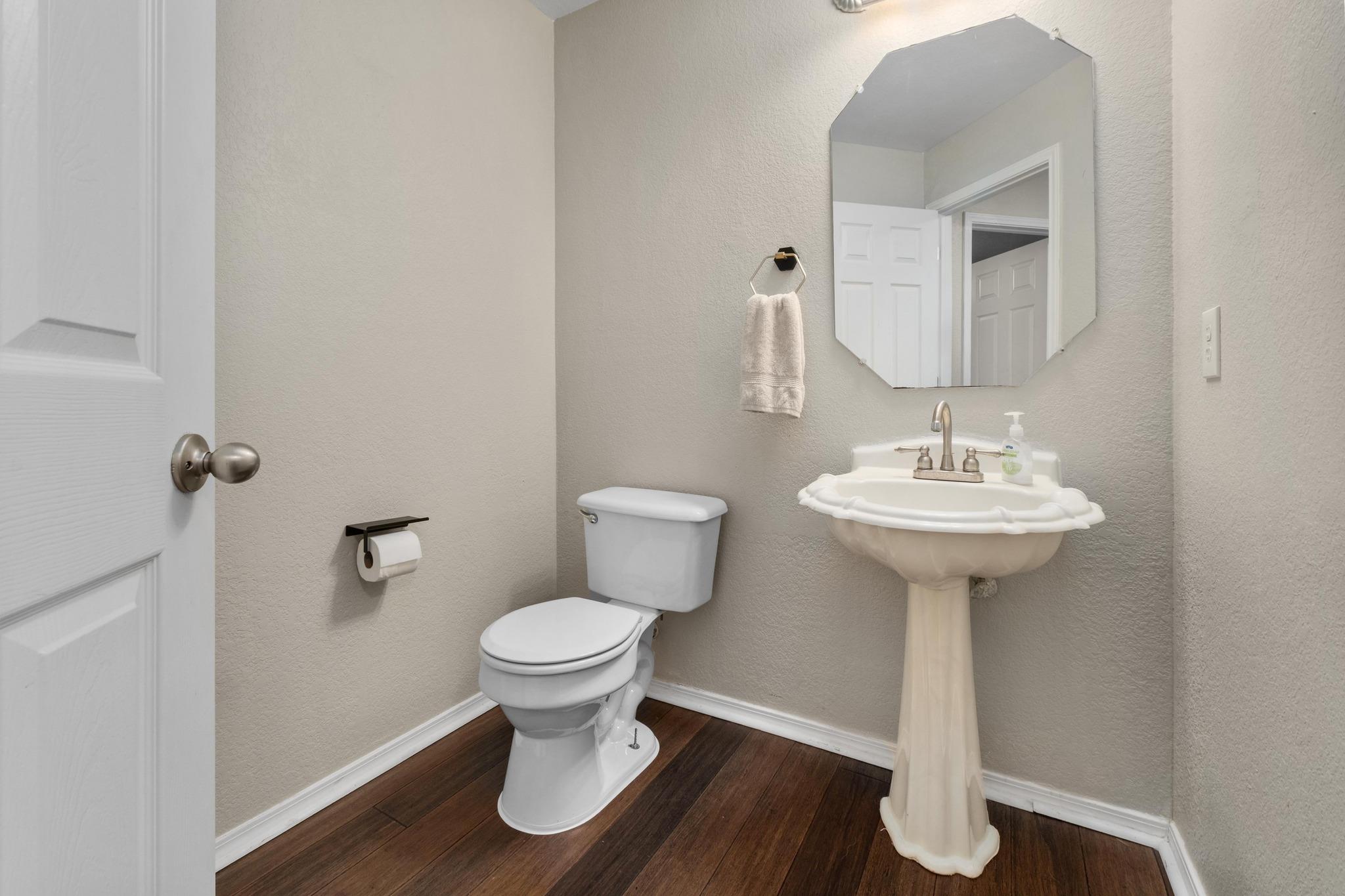 9325 Linkmeadow Dr, Austin, TX 78748