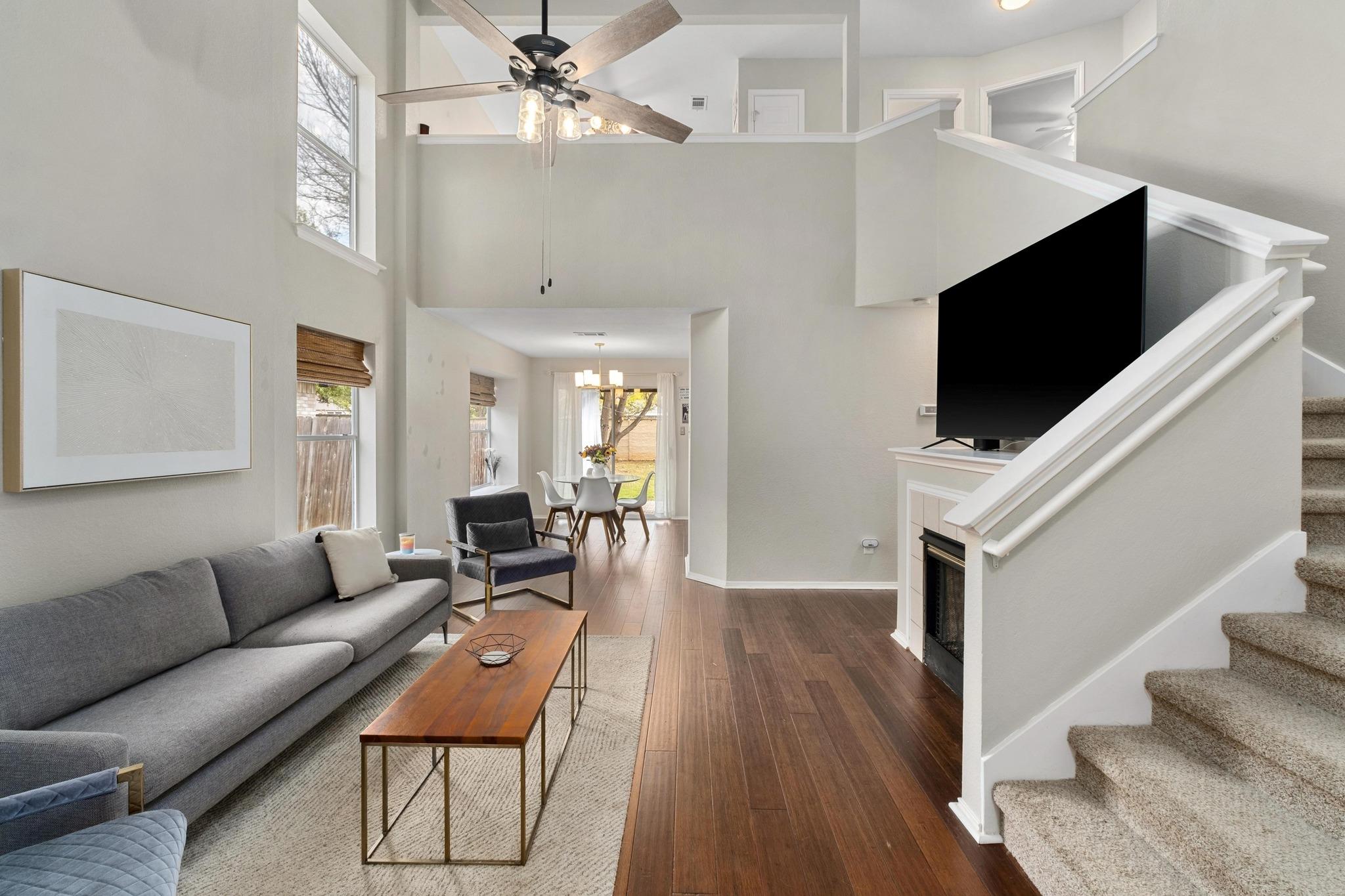 9325 Linkmeadow Dr, Austin, TX 78748