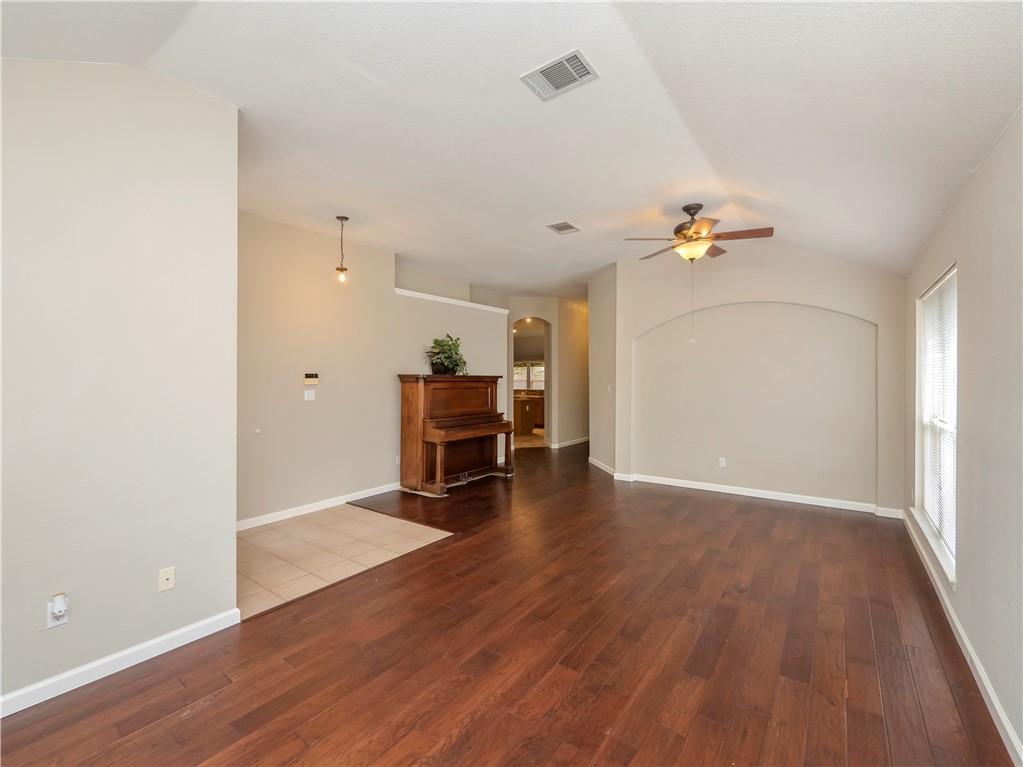 2206 Boneset Trl, Round Rock, TX 78665